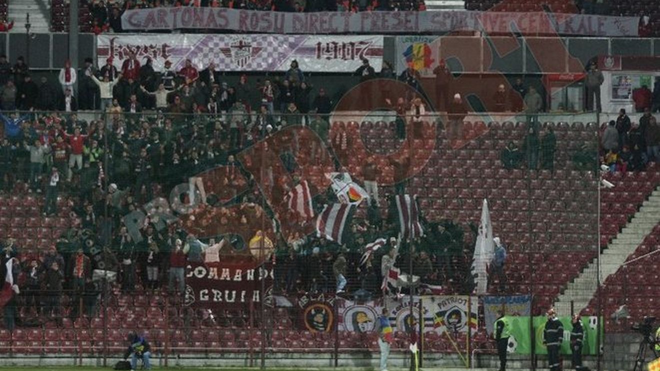 Mercato în peluze