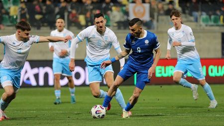 Lovitură după lovitură înainte de San Marino - România. „Două vești proaste, au părăsit lotul”