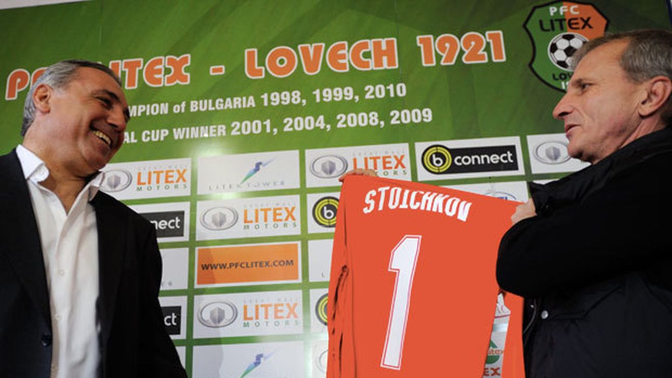 Vrea să facă din Litex "BarÃ§a din Balcani"!** Hristo Stoicikov a semnat oficial cu campioana Bulgariei