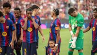 Șoc la FC Barcelona! Fotbalistul de 50.000.000 de euro, lăsat în afara lotului de Flick!