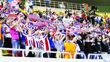 S-au vândut 41.000 de bilete!** Meciul Oțelul-Manchester a ocupat aproape toate locurile de pe Național Arena