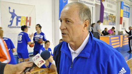 Un experimentat antrenor din handbalul românesc dă verdictul dur după prestațiile de la Campionatul European: „Aceste fete au demonstrat că au valoare peste multe jucătoare străine și merită să joace mult mai mult în campionatul intern. Dacă nu facem ceva, înseamnă că nu ne pasă”. EXCLUSIV