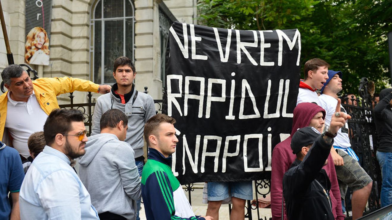 Scandal după meciul Rapidului de la Buzău! Jucătorii și-au găsit cauciucurile tăiate la mașini | EXCLUSIV