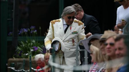 "Dictatorul" modei de la Wimbledon s-a întors. Ilie Năstase, apariție de senzație în Loja Regală. Englezii au rămas fără cuvinte când au văzut cum s-a îmbrăcat