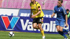 Contract redus pentru Florin Maxim