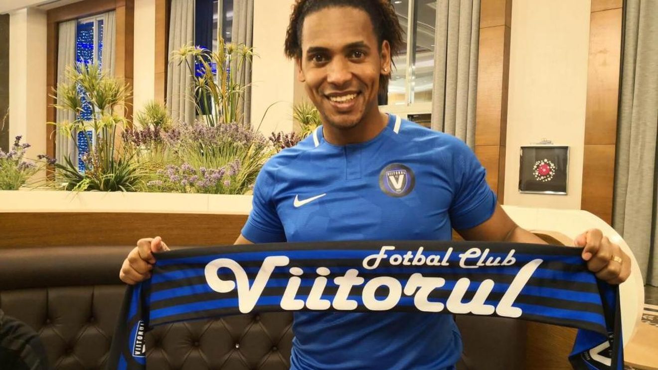EXCLUSIV | Eric s-a întors în Liga 1, vrea titlul și anunță un cuplu letal în ofensivă: "Cu mine și Ianis în teren, Viitorul va avea mult de câștigat"
