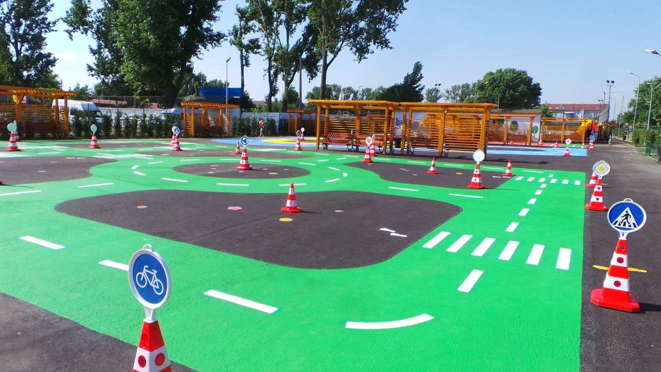 Prima stație inteligentă de biciclete din România nu poate fi utilizată. Motivul este uluitor