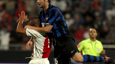 "Pe toate stadioanele din Italia mi se strigă:'Țigane, la zidărie!'"