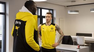 "Visez să joc pentru Manchester United!". A fost refuzat de Mourinho, dar speră ca evoluțiile să-l readucă în Anglia