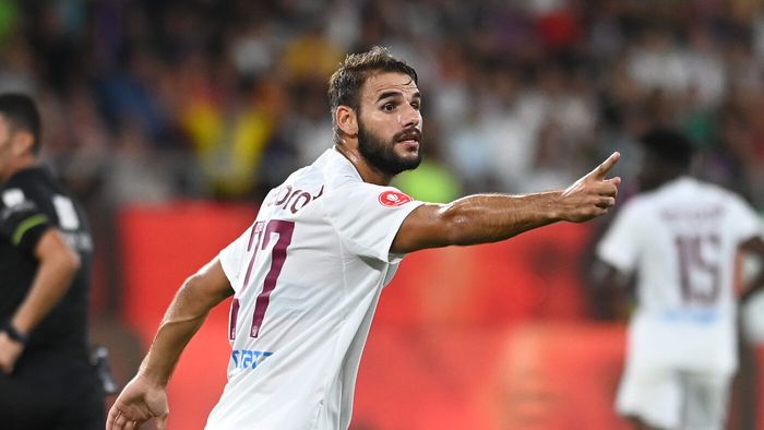 FCSB poate face un transfer fantastic de la CFR Cluj. Mijlocașul care a jucat la AS Roma intră în ultimele luni de contract, iar Meme Stoica îl laudă: „Are calitate mare!”