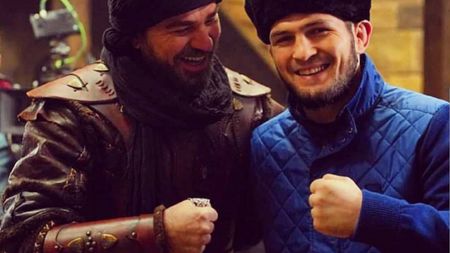 Khabib și unul dintre cele mai importante momente din viață. L-a învins pe McGregor și apoi Putin l-a sunat. Ce au discutat cei doi