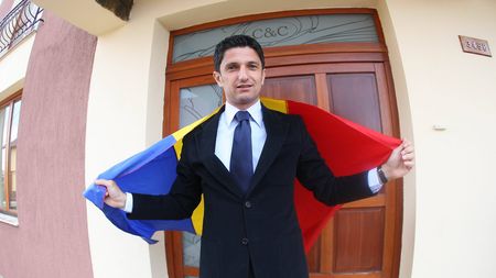 Răzvan Lucescu revine în țară după condamnările fraților Becali. "Au fost prea multe atacuri, prea multe insulte". Citește o descriere inedită făcută antrenorului de tatăl său în 1977