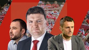 Arestat la domiciliu, Dorin Șerdean vorbește, într-un interviu cu cărțile pe față, la un an de la vânzarea lui Dinamo. „Nu mă așteptam ca Red&White să nu scoată clubul din insolvență”. Au vrut Cionca și Apreutese să ia acțiunile și cum comentează faptul că Vlad Iacob a fost mazilit de Nicolescu „A pățit ce mi-a făcut el mie”. INTERVIU EXCLUSIV