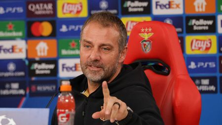 „Flick şi-a dat OK-ul pentru transferul lui Andrei Rațiu”. Catalanii anunță că antrenorul neamț şi-ar fi schimbat părerea şi e de acord cu aducerea românului