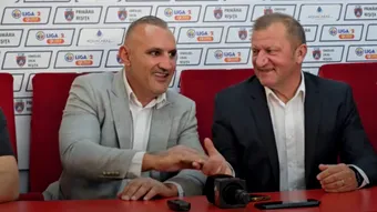 Dorinel Munteanu vrea promovarea, conducerea ACSM Reșița e ”cu gura mică”! Președintele Viorel Lolea: ”Obiectivul e să formăm o echipă muncitorească și respectată”