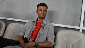 Andrei Nicolescu, consolat de soție după Dinamo - FCSB 1-2! Cum a fost surprins șeful din „Ștefan cel Mare”