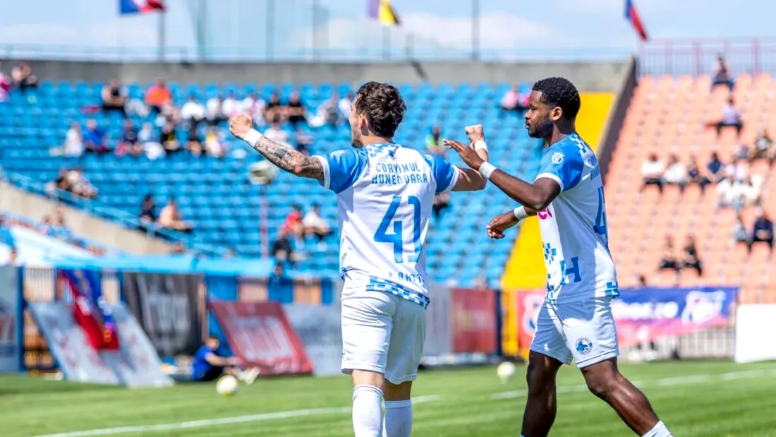 Corvinul a întors după ce a fost condusă și a învins FC Bihor. Victorie importantă la Oradea, iar Florin Maxim a reacționat: ”Trebuia să ne revină spiritul de echipă și l-am recâștigat”