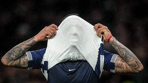 Vestea momentului pentru Radu Drăgușin a venit din Argentina: „E out pentru 6 săptămâni”