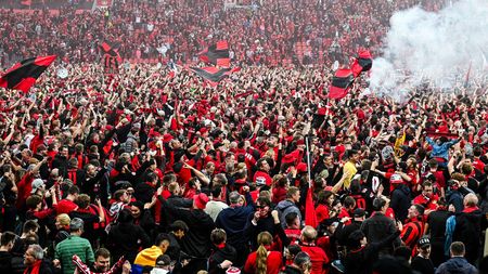 Definiția fericirii. EDITORIAL ANDREI PREOTU