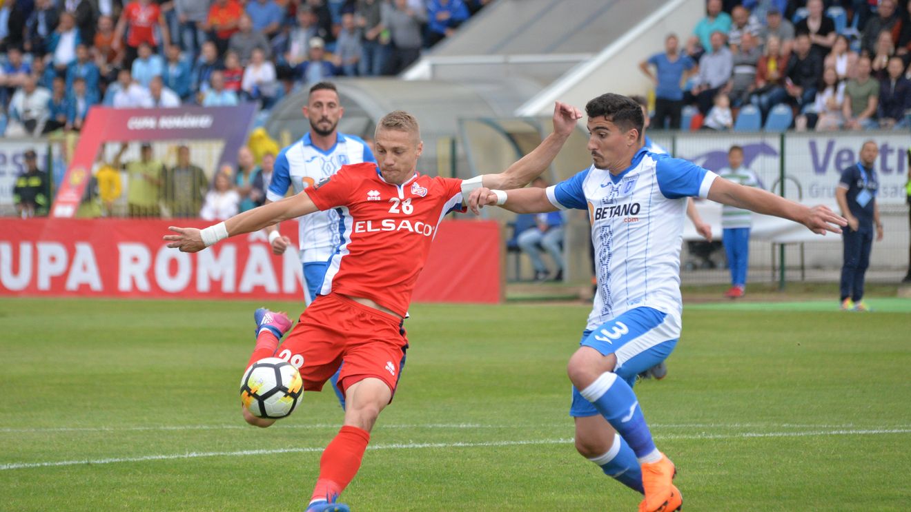 FC Botoșani - CS U Craiova 2-1. Oltenii s-au calificat în finala Cupei! Gazdele au marcat de patru ori, dar două goluri au fost anulate. Suporterii au scandat împotriva arbitrilor