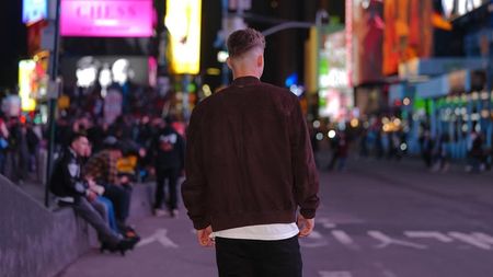 Românul ajuns în SUA pentru un salariu imens a rămas uimit de ce a descoperit în America: „E o altă lume”