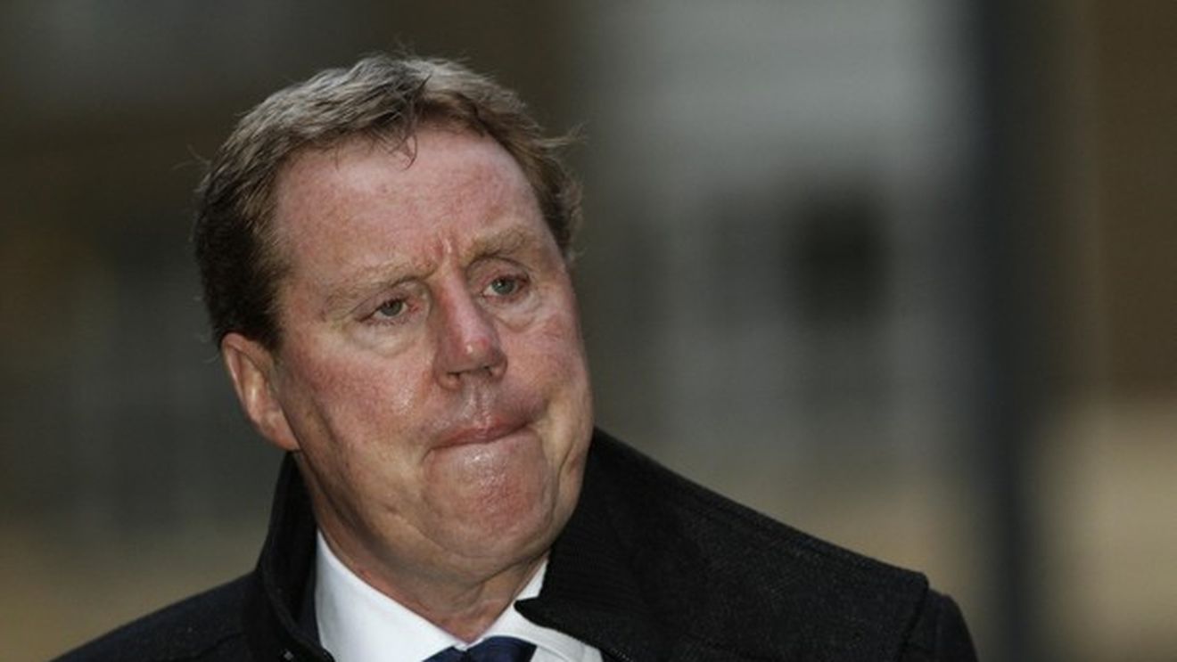 Super FOTO: Ca să scape de închisoare, Redknapp se dă ANALFABET: "Scriu ca un copil de doi ani"! ** Uite cum arată foaia de joc completată de antrenor