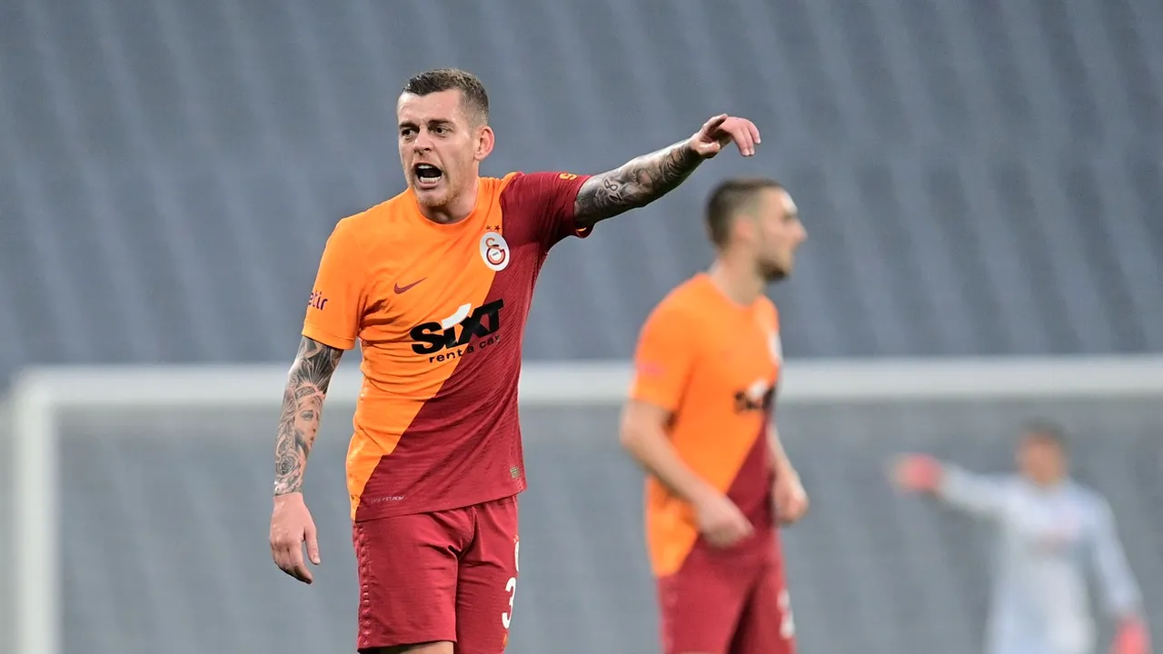 Alex Cicâldău, ironizat de fani după ce a trimis o pasă direct în afara terenului: „Execuție marca Hagi!”. Galatasaray, victorie cu scandal la Goztepe: jucătorii oaspeților și arbitrii, scoși de pe teren de forțele de ordine | VIDEO