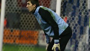 Montella îl vrea pe Pantilimon! Românul ar putea fi folosit drept monedă de schimb