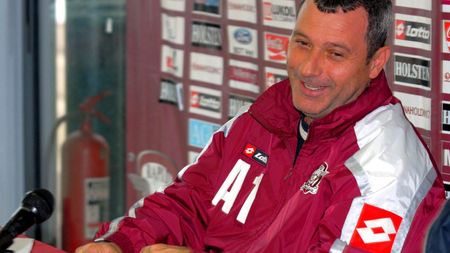 Mircea Rednic, ofertat de Rapid! Antrenorul recunoaște negocierile și spune că va prelua un club misterios din străinătate