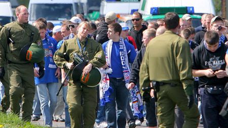 Hansa are cei mai devotați fani din lume!** Au cumpărat deja 2000 de bilete la un meci jucat "cu porțile închise"!