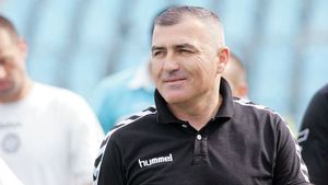 Grigoraș nu vrea să mai audă de oferte de la Steaua sau de fotbal:** "Prioritatea mea este acum familia"