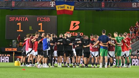 Cehii au reacționat violent, după ce arbitrul a anulat golul cu VAR în Sparta Praga - FCSB 1-1. Cele două cuvinte pe care le-au țipat zecile de mii de fani