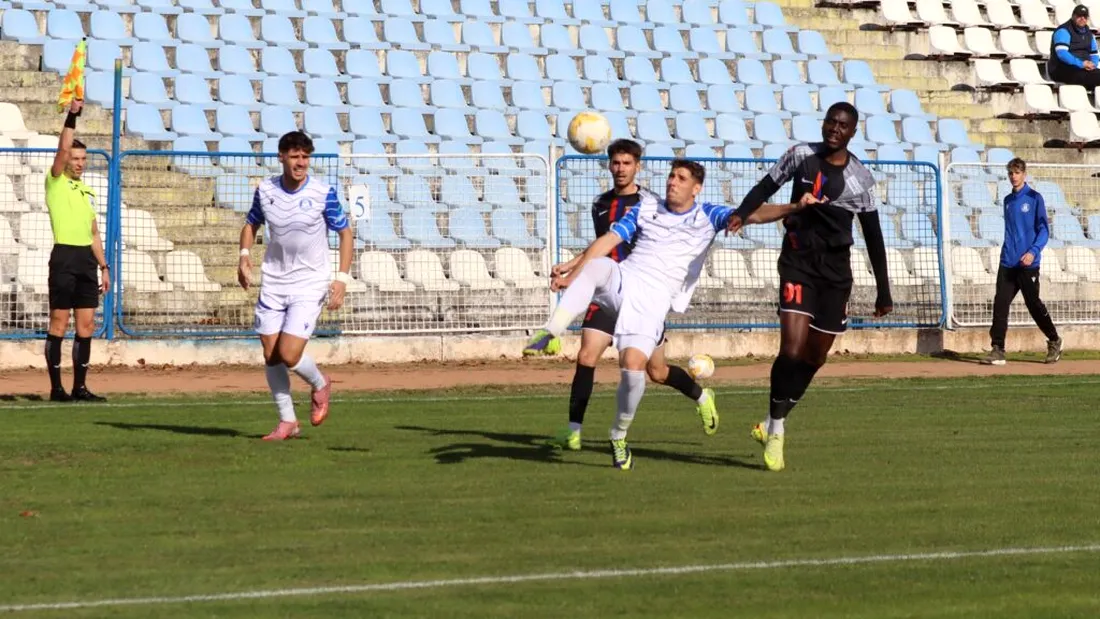 CSM Slatina a ieșit din seria eșecurilor după partida cu Chindia Târgoviște. Claudiu Niculescu, totuși realist: ”Singurul lucru rău, că am primit uşor gol”