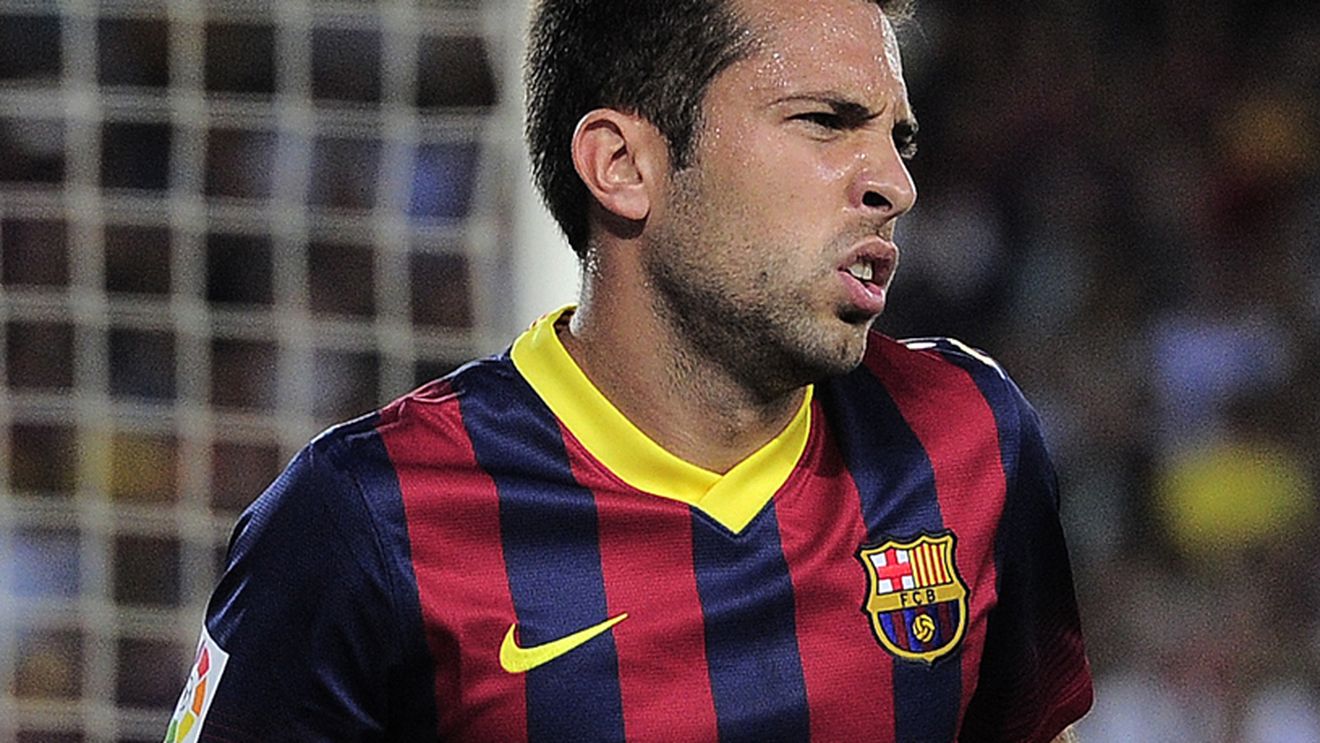 Jordi Alba își încarcă bateriile în Ibiza, unde jucătorul Barcelonei a plecat în vacanță împreună cu iubita lui