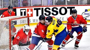 România, victorie în fața Serbiei la Mondialul de hochei pe gheață! "Tricolorii" se află pe primul loc în grupă