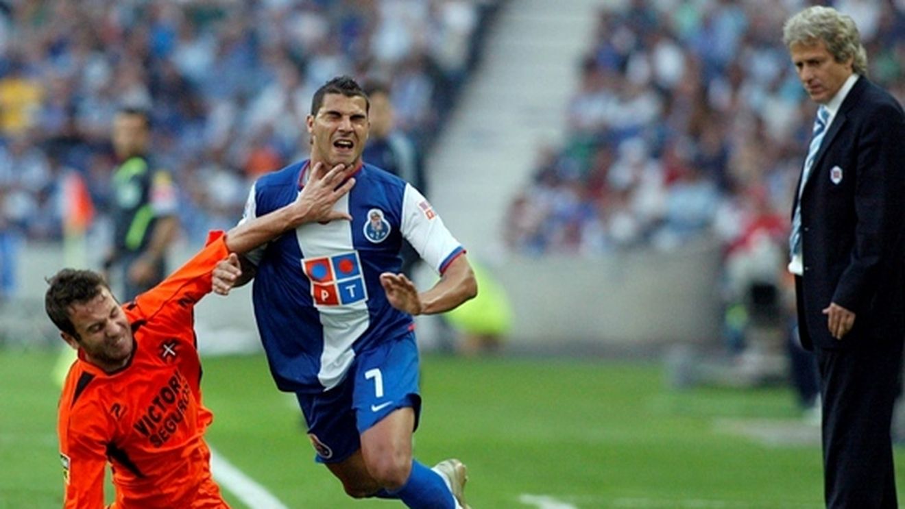 Candido Costa a semnat cu Rapid!** "Vamă": "Azi se va antrena cu echipa"