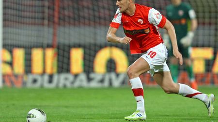 Hagi a insistat pentru readucerea lui Alexe de la Astra la Dinamo!** "I-a spus lui Borcea că are cel mai mare talent în curte și profită alții de el"