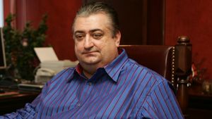 Iancu: "Negociem cu Rapid pentru Lazăr"