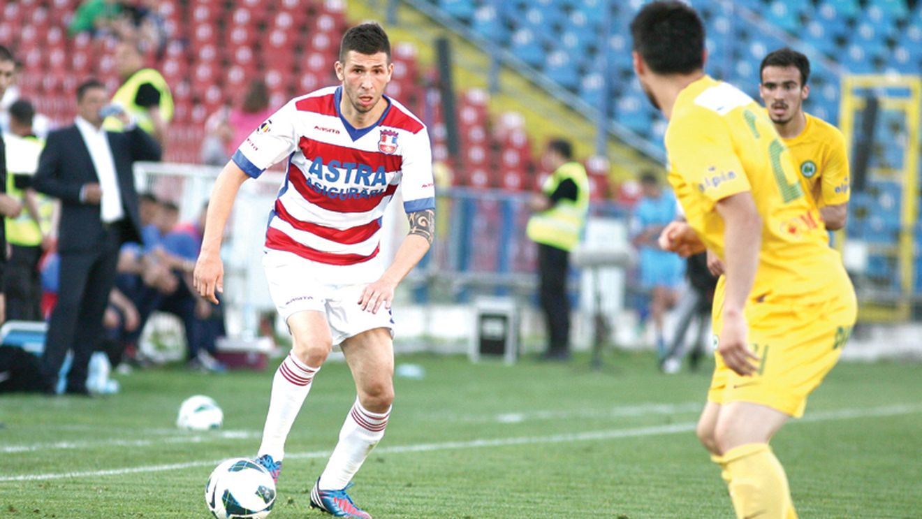 Cojoc, înjunghiat pentru că s-a dat la o femeie