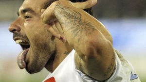 "Noul Maradona" dă strigarea pentru Napoli:** "Fanii să umple stadionul miercuri!"