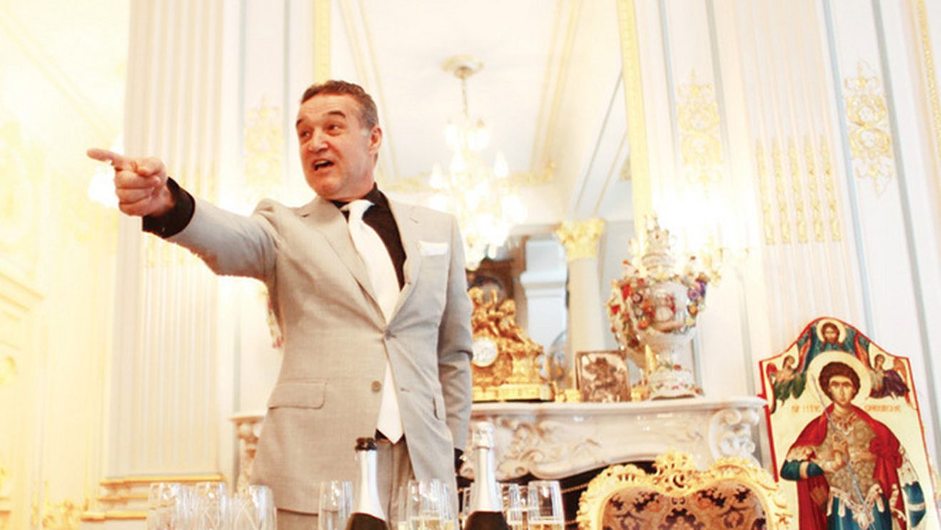 Becali, o nouă jignire:** "Cine e Misteru' ăsta? Dinu e un cerșetor!"