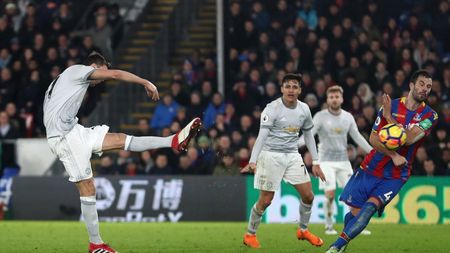 United, ce seară! De la 2-0 pentru Palace, "diavolii" au reușit repriza perfectă și au întors miraculos un meci care părea pierdut. VIDEO | Golul de cinci stele marcat de Matic, în prelungiri