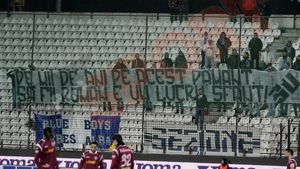 FOTO Dedicație specială de la olteni! Vezi bannerul fanilor Științei!