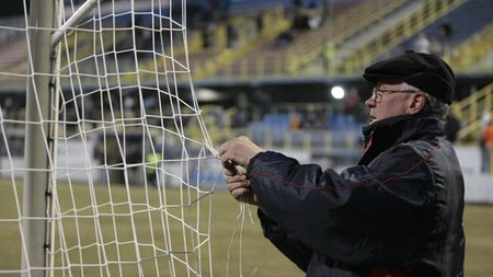Pătrașcu a rămas cu gura căscată după propriul gol!** Mijlocașul a dat MAXIMA zilei: "Am văzut când a intrat, dar nu înțeleg cum a ieșit"