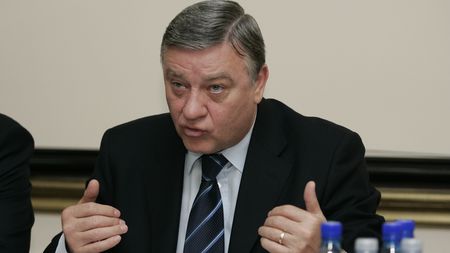 "Steaua va fi sancționată dacă nu lasă jucătorii la națională"