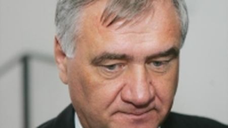 Nici angajatii nu cred in retragerea lui Marian Iancu