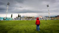 Are peste 100.000.000 de euro avere, dar pe vremea comuniştilor a avut probleme cu Lătrău şi „Stalin”. A făcut un stadion nou la Braşov şi a declanşat isteria: „Nu mă mai înjurați, mă, şmecherilor”