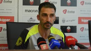 Elias Charalambous a răbufnit când a fost întrebat dacă se teme că Gigi Becali îl va da afară dacă FCSB e eliminată de Shkendija: „Întrebarea nu-și are locul!”
