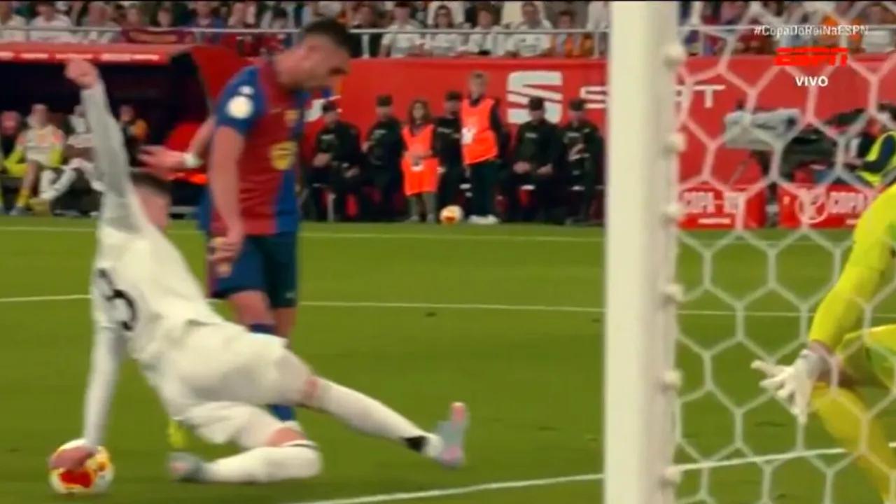Fază cu scandal în Barcelona - Real Madrid: Valverde a oprit mingea cu mâna, dar arbitrul nu a dat penalty, iar VAR nu a intervenit