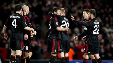 Italienii au găsit scuza perfectă pentru umilința cu Arsenal: tricourile!** 'Singura alterantivă era să jucăm în pielea goală'